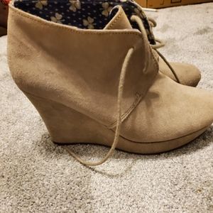 Lucky Brand Lace Booties Brand New